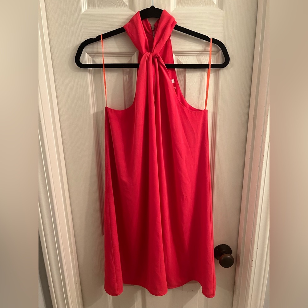 Soprano halter dress